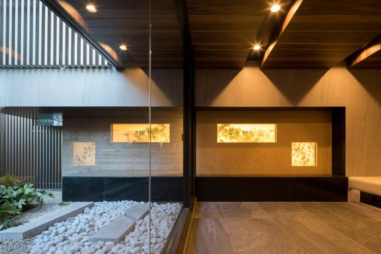 Brillia 浦和仲町　エントランスラウンジ