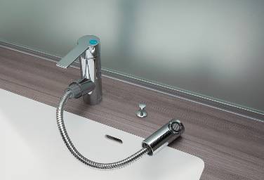 Brillia 浦和仲町　Powder Room　洗面・トイレ　ハンドシャワー付混合水栓