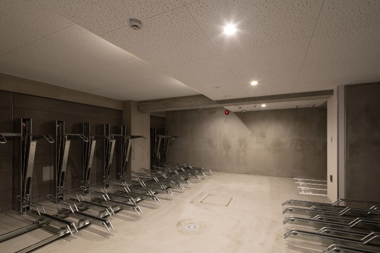 Brillia 美しが丘　自転車置場