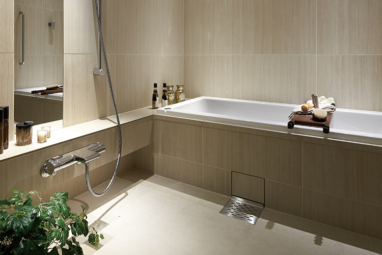 Brillia 高輪 REFIR　Bath Room　浴室　浴室壁・床タイル