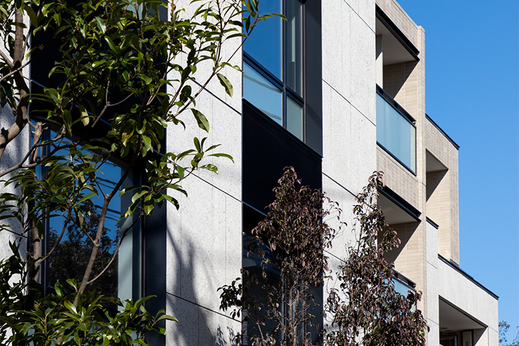 Brillia 高輪 REFIR　四季を彩る植栽計画