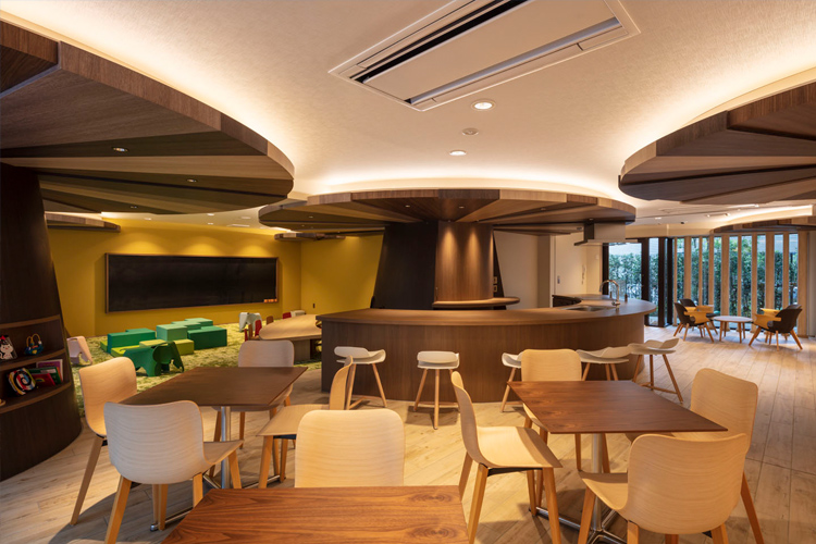 Brillia City 三鷹　コミュニティスクエア