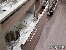 Brillia 新川一丁目　Kitchen　キッチン　スライドキャビネット