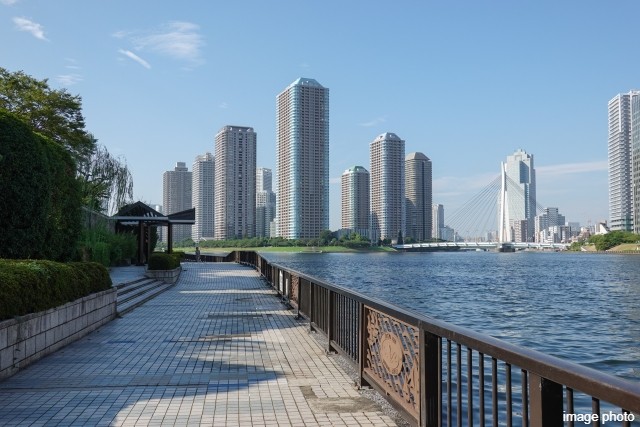 Brillia 新川一丁目　隅田川テラス・下町エリア　隅田川テラス（約110m）