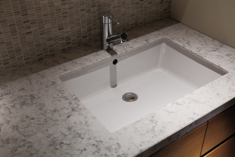 Brillia 弦巻　Bath Room&Powder Room　浴室・洗面・トイレ　フィオレストーン洗面カウンター