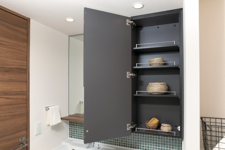 Brillia 品川南大井　Powder Room　洗面・トイレ　鏡裏収納