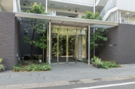 Brillia 世田谷喜多見 のフォトギャラリー：エントランス