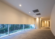 シントシティのフォトギャラリー：屋内通路