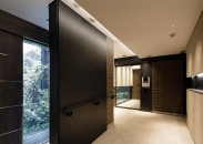 Brillia 本郷 Station Frontのフォトギャラリー：風除室