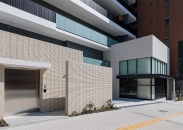 Brillia 四天王寺前夕陽ヶ丘のフォトギャラリー：駐車場出入口