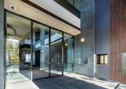 Brillia 聖蹟桜ヶ丘 BLOOMING TERRACEのフォトギャラリー：風除室