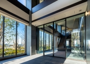 Brillia 聖蹟桜ヶ丘 BLOOMING TERRACEのフォトギャラリー：風除室