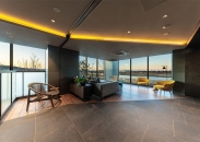 Brillia 聖蹟桜ヶ丘 BLOOMING TERRACEのフォトギャラリー：エントランスラウンジ