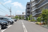 Brillia 藤が丘のフォトギャラリー：駐車場