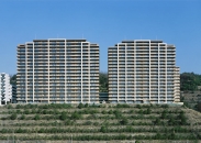 ラ・ビスタ宝塚レフィナスのフォトギャラリー：２番館外観南面