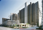 ラ・ビスタ宝塚レフィナスのフォトギャラリー：２番館外観北西面