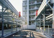 Brillia 高槻緑が丘のフォトギャラリー：駐車場