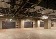 大阪福島タワーのフォトギャラリー：駐車場