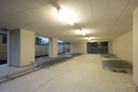 鶴見横堤ガーデンズマークのフォトギャラリー：屋内自転車置場