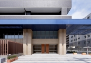 ローレルスクエア八尾ミッドのフォトギャラリー：エントランス