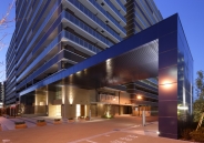 ローレルスクエア八尾ミッドのフォトギャラリー：エントランス