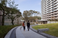 Brillia 多摩ニュータウン のフォトギャラリー：丘の上の広場