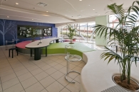 ミリカヒルズのフォトギャラリー：インタ－ナショナルカフェ