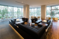 スカイズ タワー＆ガーデンのフォトギャラリー：ベイサイドラウンジ