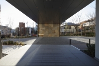 Brillia シティ千里丘のフォトギャラリー：車寄アプローチ