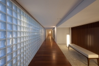 Brillia シティ千里丘のフォトギャラリー：パーティカルコリドー