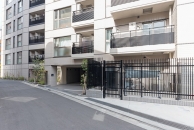 Brillia 山手動坂グランスイートのフォトギャラリー：外観