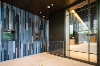 Brillia Tower 上野池之端のフォトギャラリー：南東側 風除室