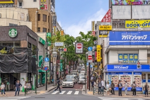 Brillia 神楽坂idの周辺施設：神楽坂商店街