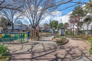 アールヴェール高田馬場の周辺施設：高田馬場公園