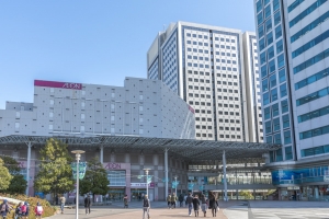 ラグナタワーの周辺施設：イオン品川シーサイド