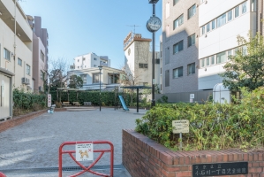 アールヴェール小石川の周辺施設：小石川一丁目児童公園