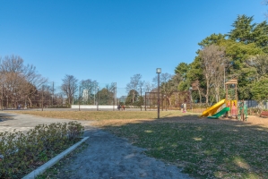 アールヴェール学芸大学の周辺施設：下馬中央公園