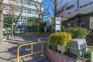 パークコート本郷真砂 の周辺施設：真砂児童公園