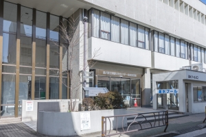 アールヴェール中延の周辺施設：荏原図書館