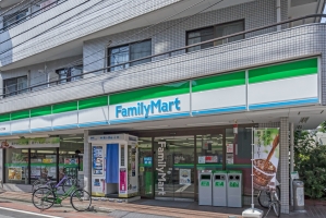 Brillia 品川中延 の周辺施設：ファミリーマート品川中延六丁目店