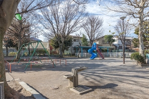 アークスクエア鷺ノ宮の周辺施設：上鷺東公園