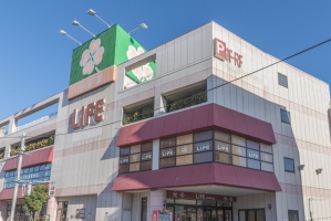 東建池袋要町マンションの周辺施設：ライフ千川駅前店