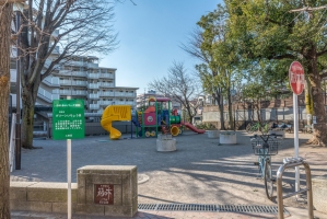 アールヴェール多摩川の周辺施設：鵜の木三丁目児童公園