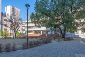 外神田フジハイツの周辺施設：練成公園