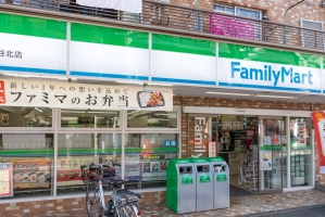 シティハイツ阿佐ヶ谷の周辺施設：ファミリーマート阿佐ヶ谷北店