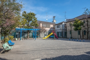 アールヴェール大森の周辺施設：区立中央2丁目第2児童公園