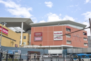 多摩川サンハイツの周辺施設：ラゾーナ川崎プラザ