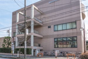 プランヴェール勝田台の周辺施設：八千代市立勝田台図書館