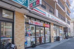 プランヴェール横須賀汐入の周辺施設：セブンイレブン横須賀坂本店