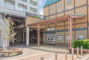 アールヴェール横濱反町の周辺施設：反町駅